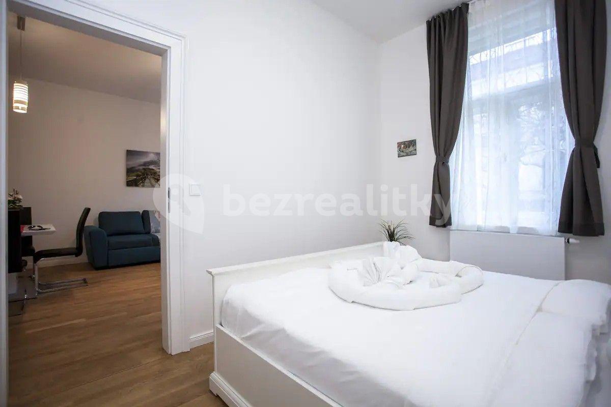 1 bedroom with open-plan kitchen flat for sale, 49 m², Nitranská, Prague, Prague