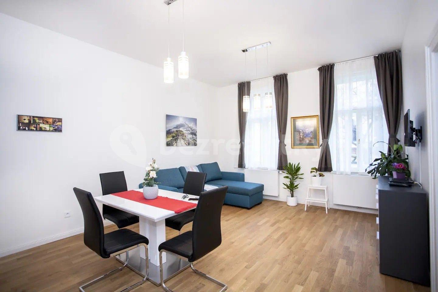 1 bedroom with open-plan kitchen flat for sale, 49 m², Nitranská, Prague, Prague