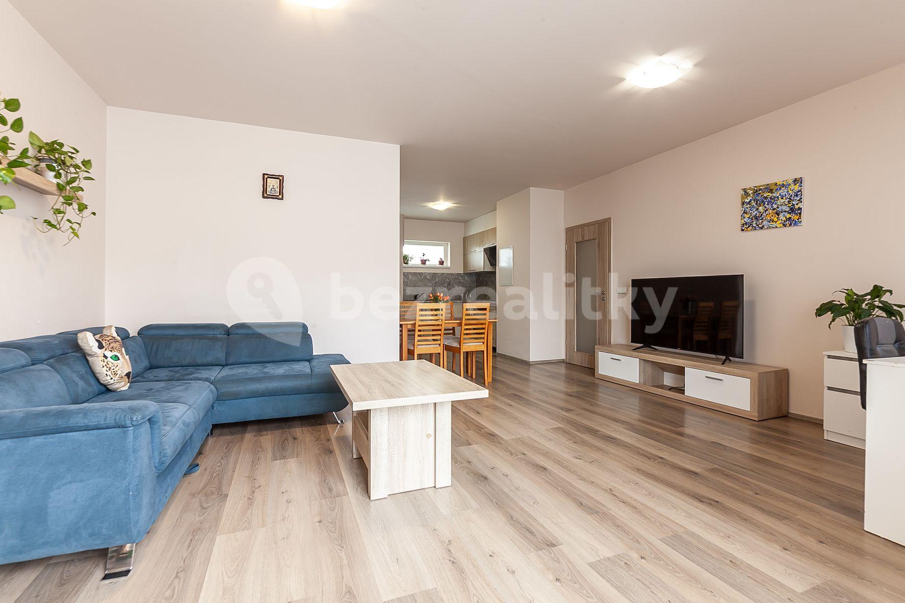 1 bedroom with open-plan kitchen flat for sale, 71 m², Mezi vodami, Prague, Prague