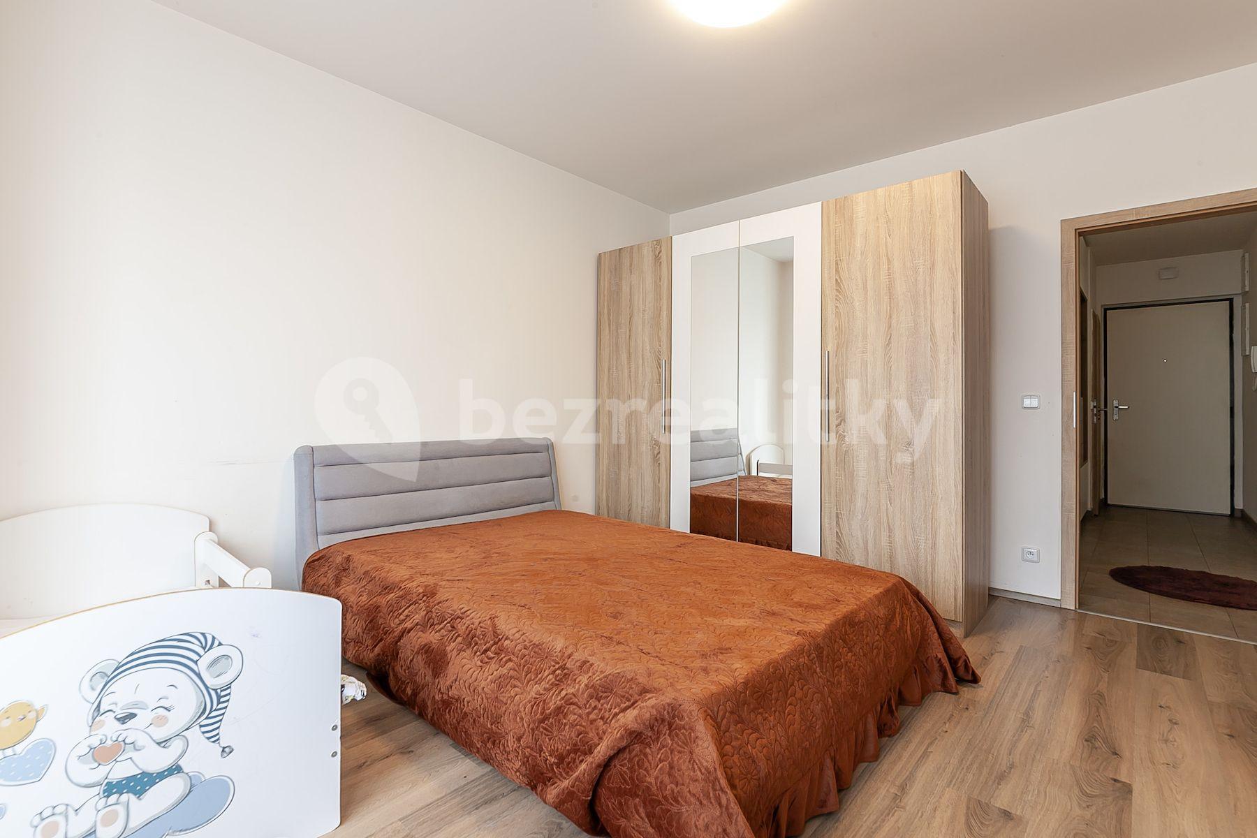 1 bedroom with open-plan kitchen flat for sale, 71 m², Mezi vodami, Prague, Prague