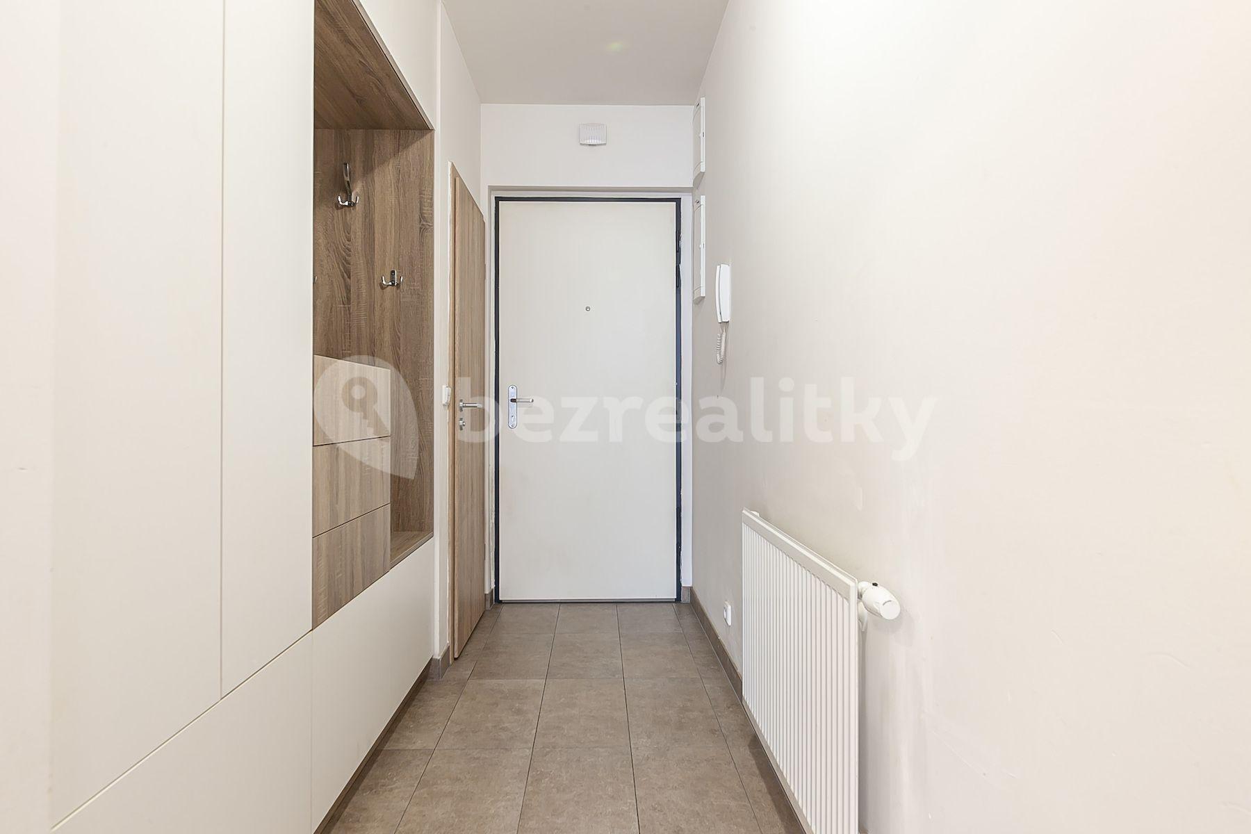 1 bedroom with open-plan kitchen flat for sale, 71 m², Mezi vodami, Prague, Prague