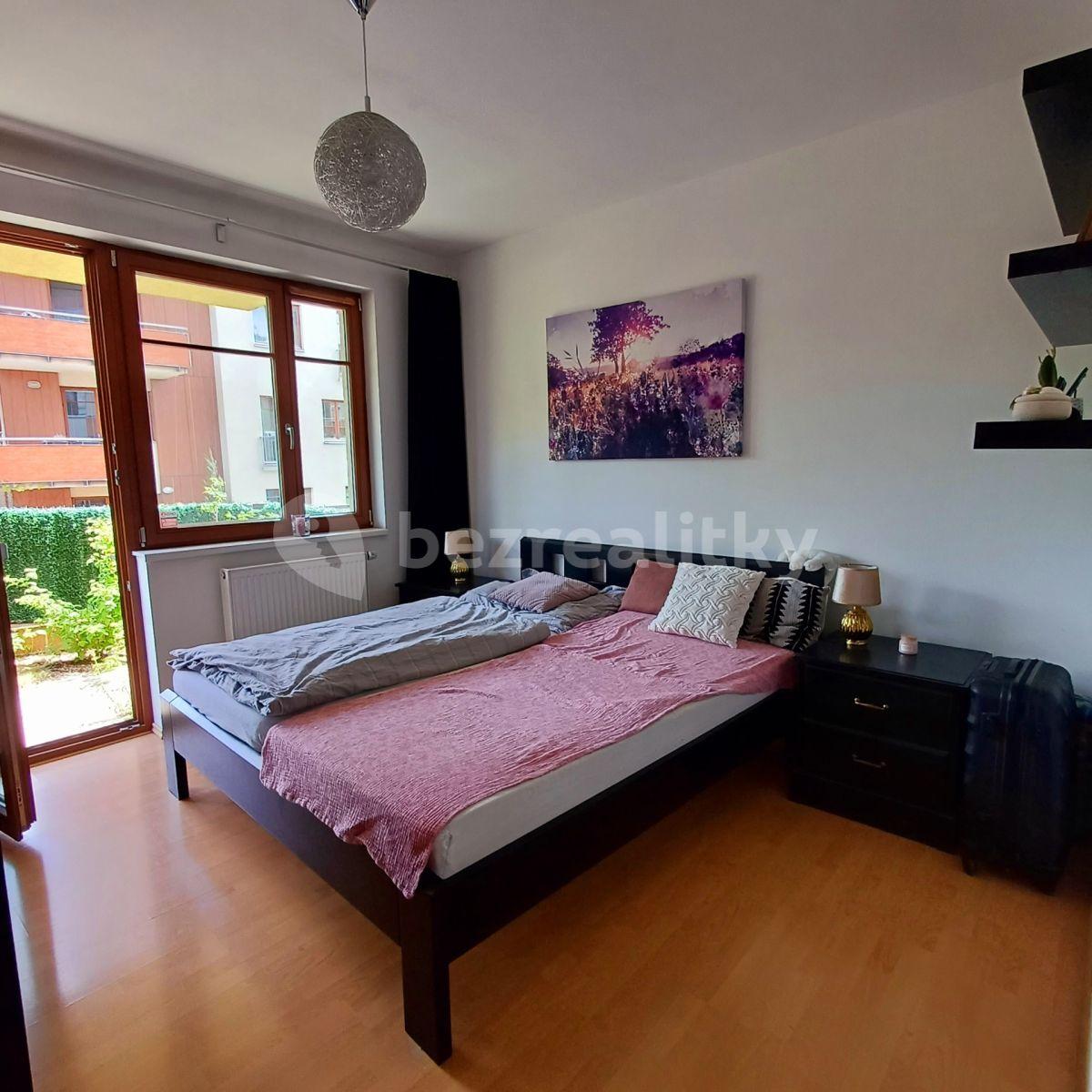 2 bedroom with open-plan kitchen flat for sale, 65 m², Vladycká, Prague, Prague