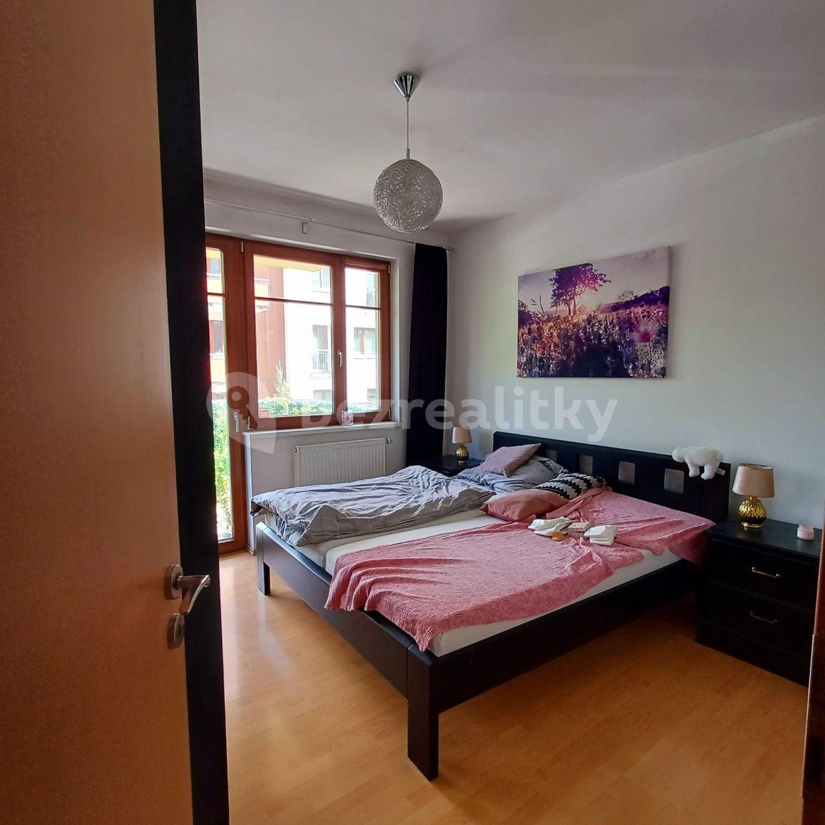 2 bedroom with open-plan kitchen flat for sale, 65 m², Vladycká, Prague, Prague