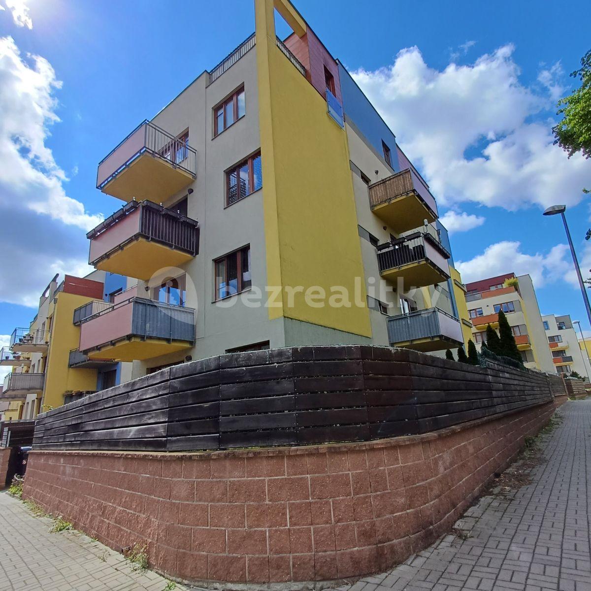 2 bedroom with open-plan kitchen flat for sale, 65 m², Vladycká, Prague, Prague