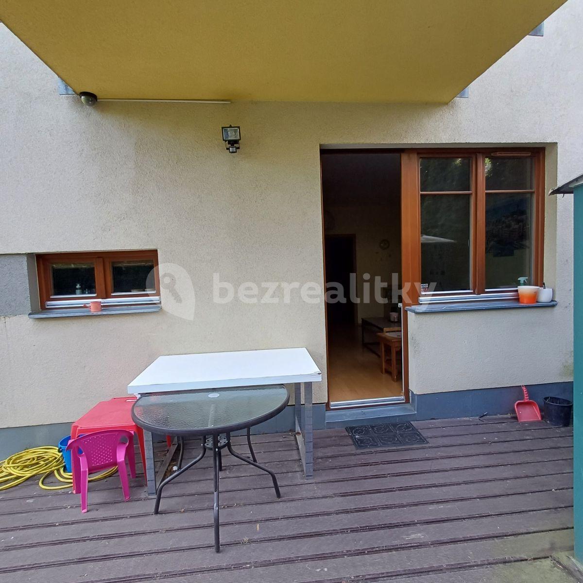 2 bedroom with open-plan kitchen flat for sale, 65 m², Vladycká, Prague, Prague