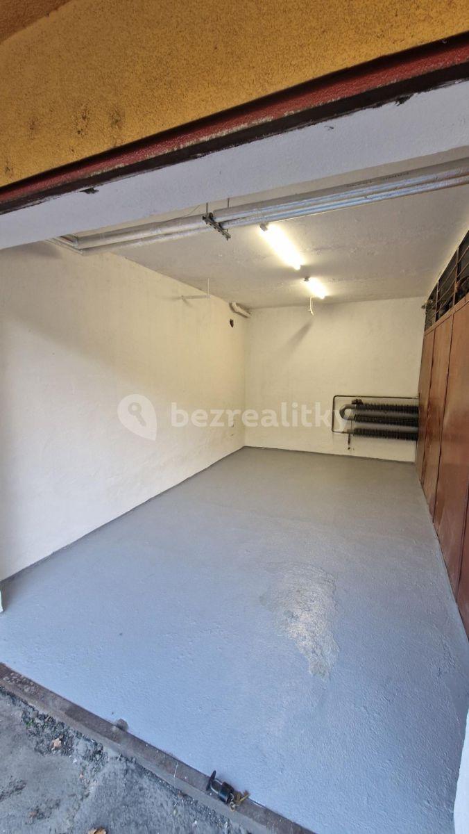 garage for sale, 14 m², Hájecká, Prague, Prague