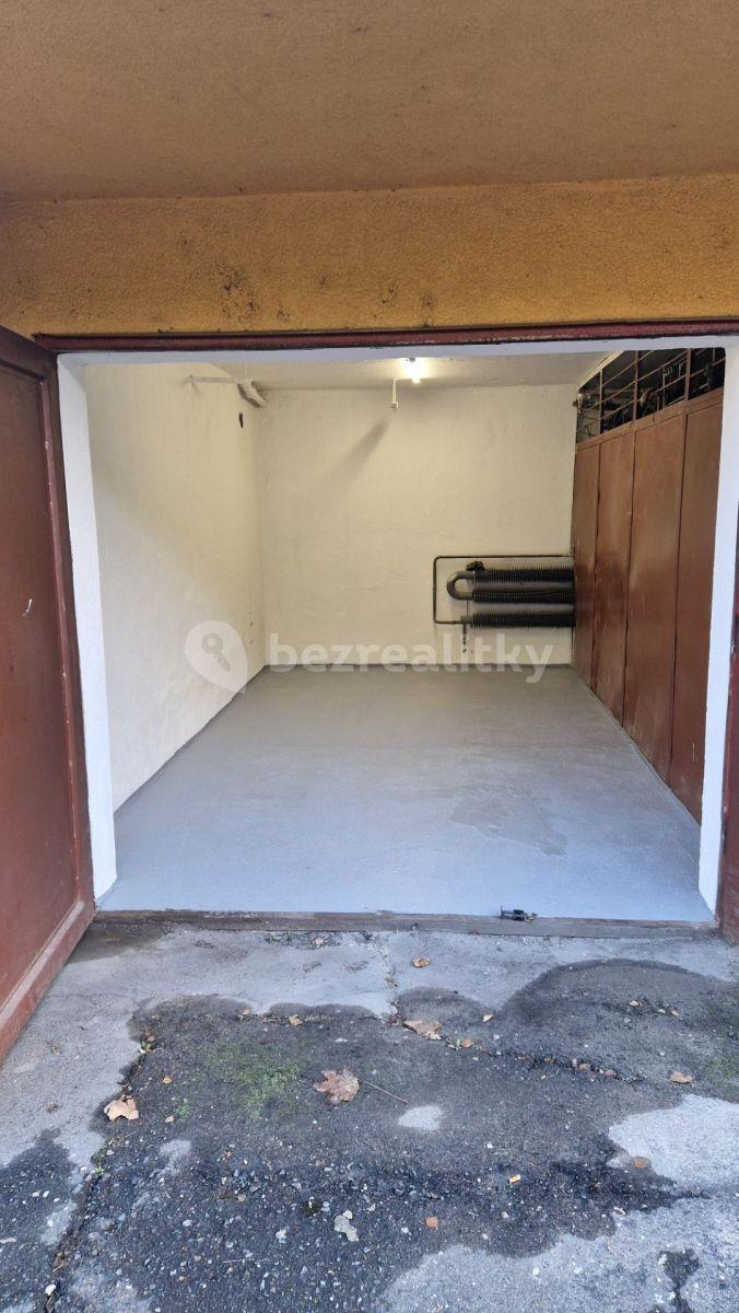 garage for sale, 14 m², Hájecká, Prague, Prague