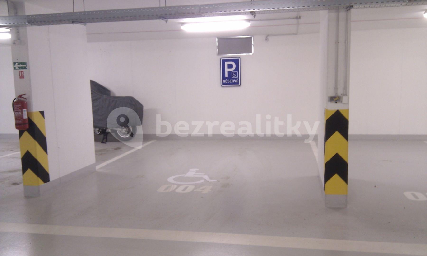 1 bedroom with open-plan kitchen flat to rent, 71 m², Sazovická, Prague, Prague