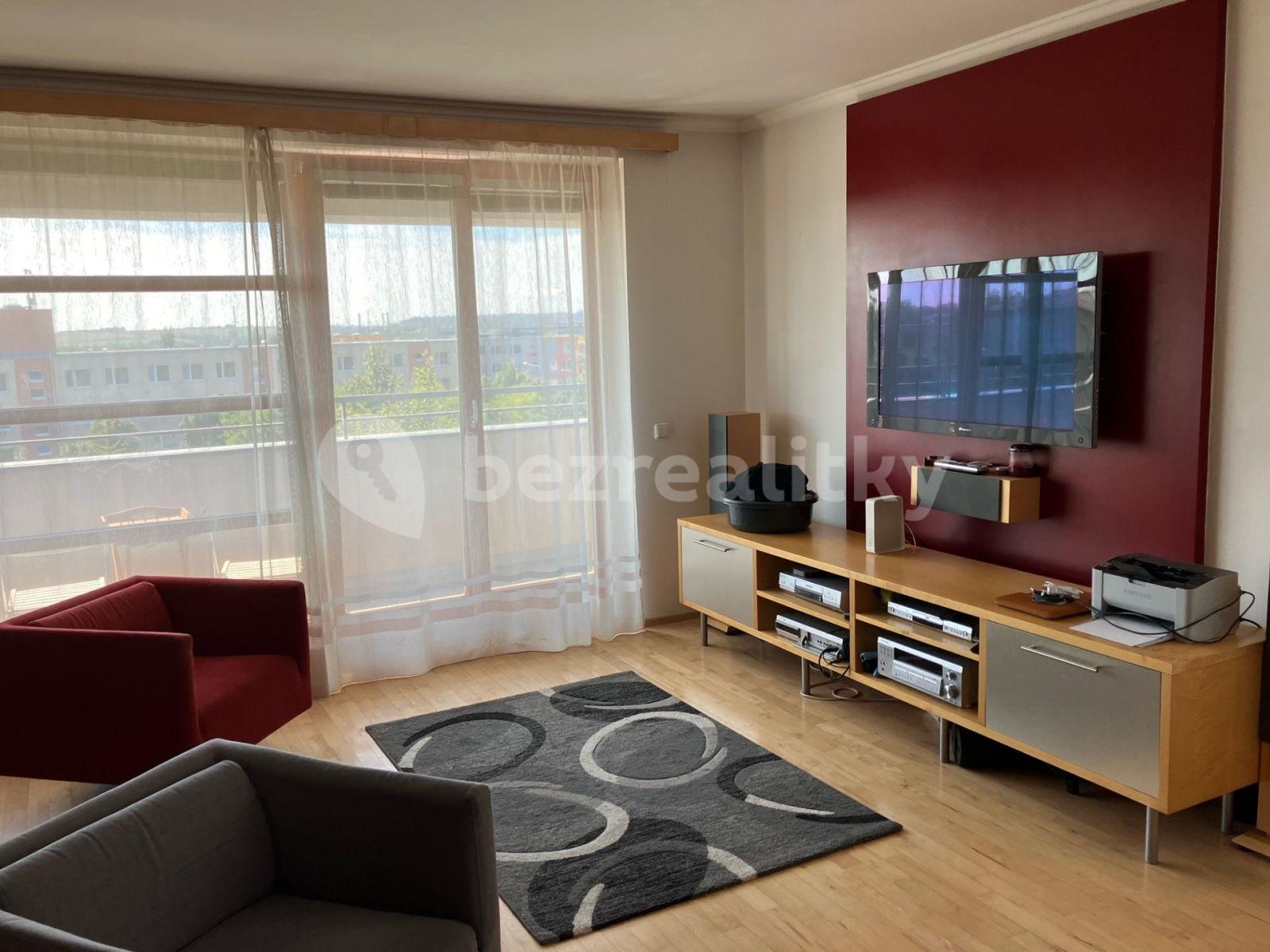 4 bedroom with open-plan kitchen flat to rent, 129 m², Kohoutových, Prague, Prague