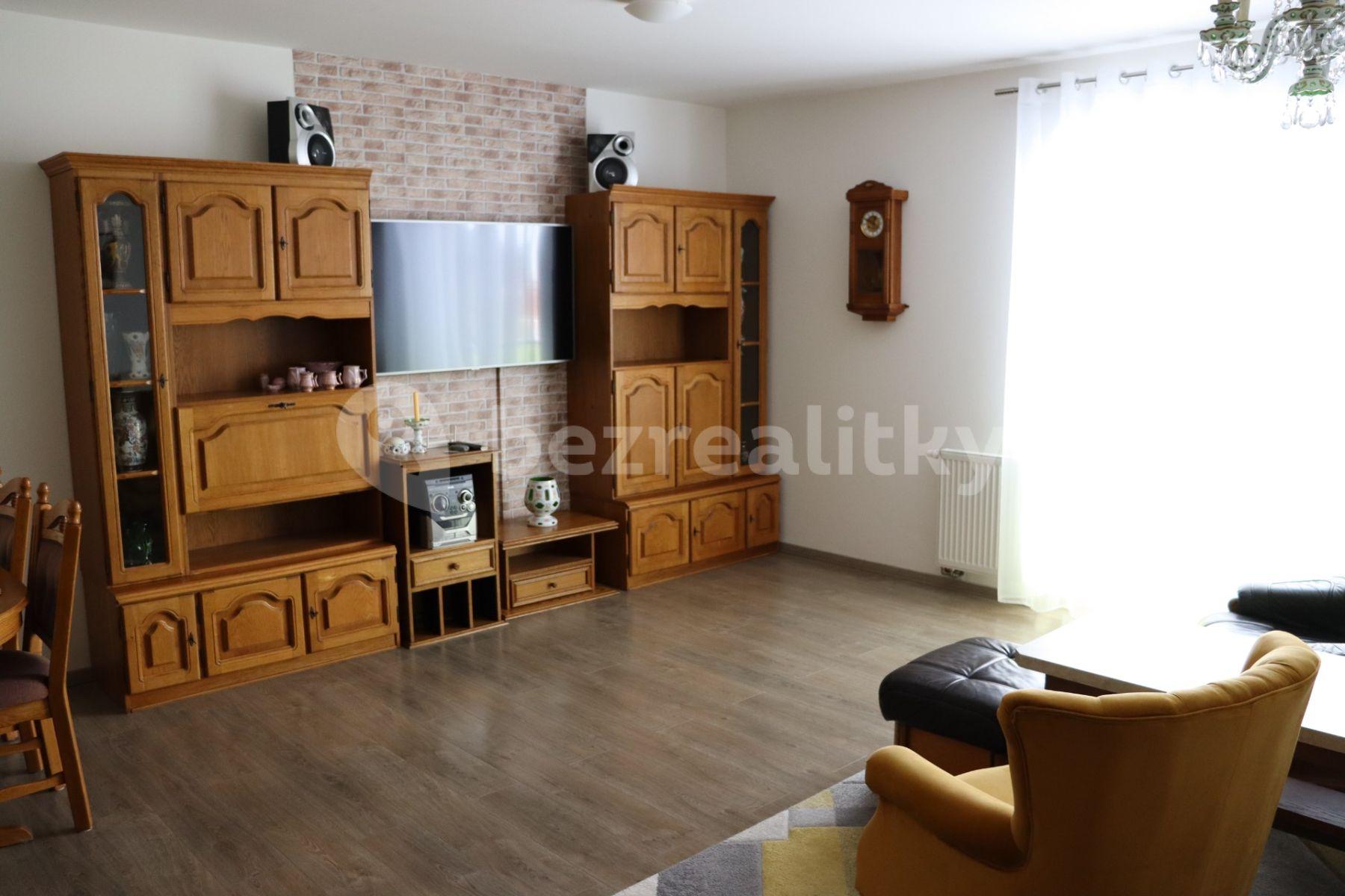 1 bedroom with open-plan kitchen flat for sale, 68 m², Cedrová, Jesenice, Středočeský Region