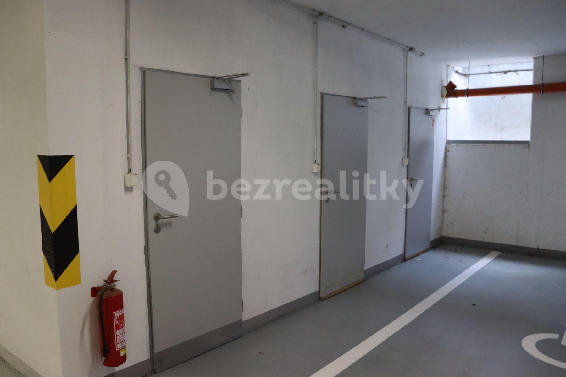 1 bedroom with open-plan kitchen flat for sale, 68 m², Cedrová, Jesenice, Středočeský Region