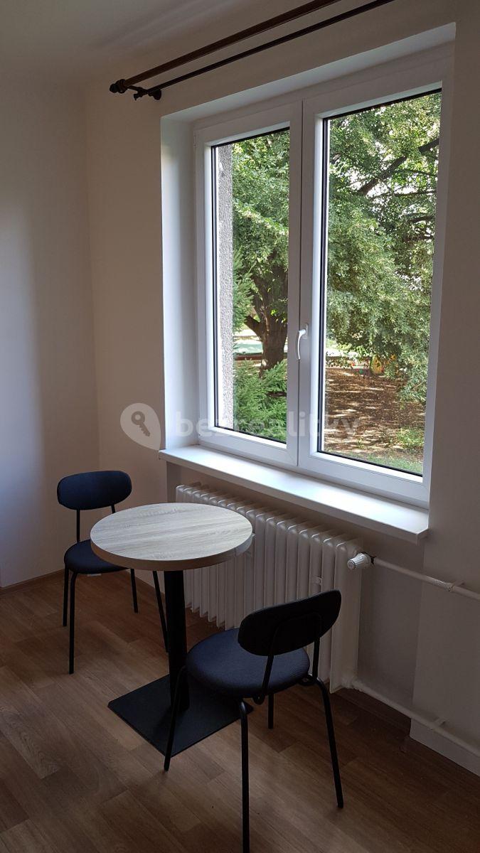 3 bedroom flat to rent, 65 m², Ke Krči, Prague, Prague