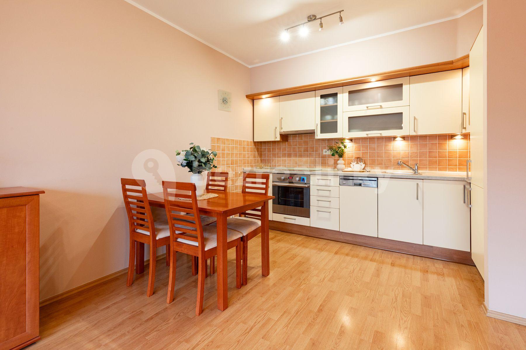 1 bedroom with open-plan kitchen flat for sale, 78 m², Na Slatince, Prague, Prague