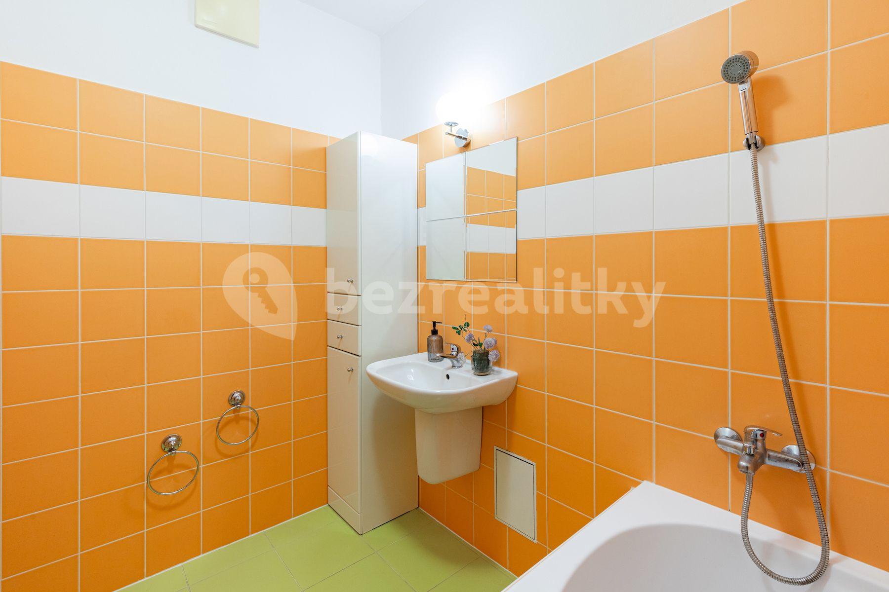 1 bedroom with open-plan kitchen flat for sale, 78 m², Na Slatince, Prague, Prague