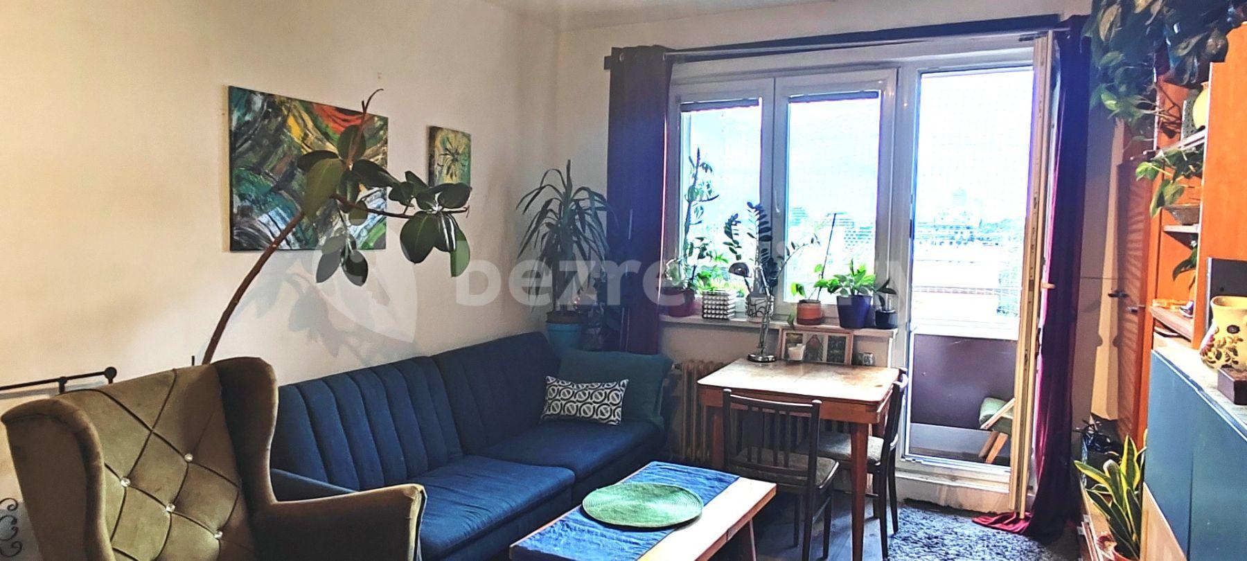 2 bedroom flat for sale, 54 m², Chotutická, Prague, Prague