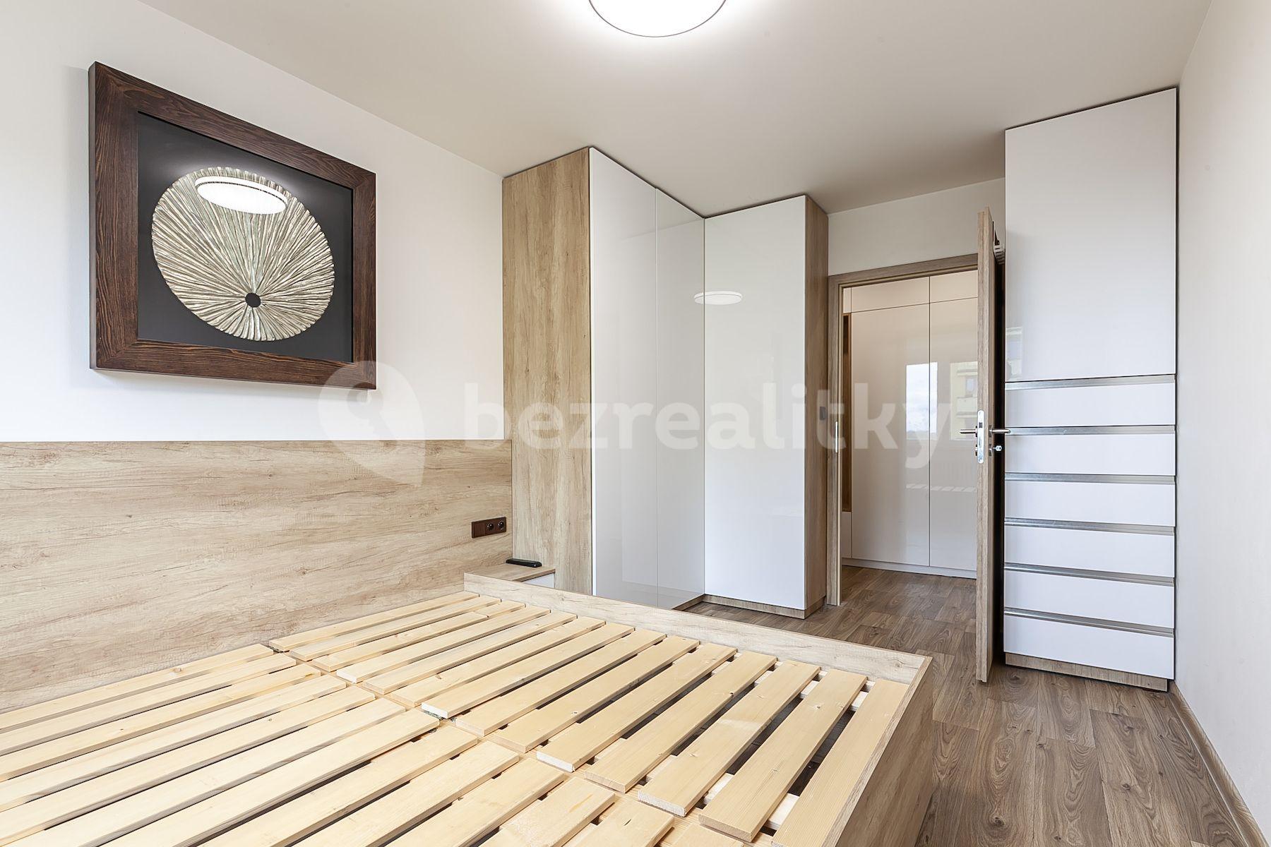 3 bedroom with open-plan kitchen flat for sale, 93 m², Kunštátská, Poděbrady, Středočeský Region