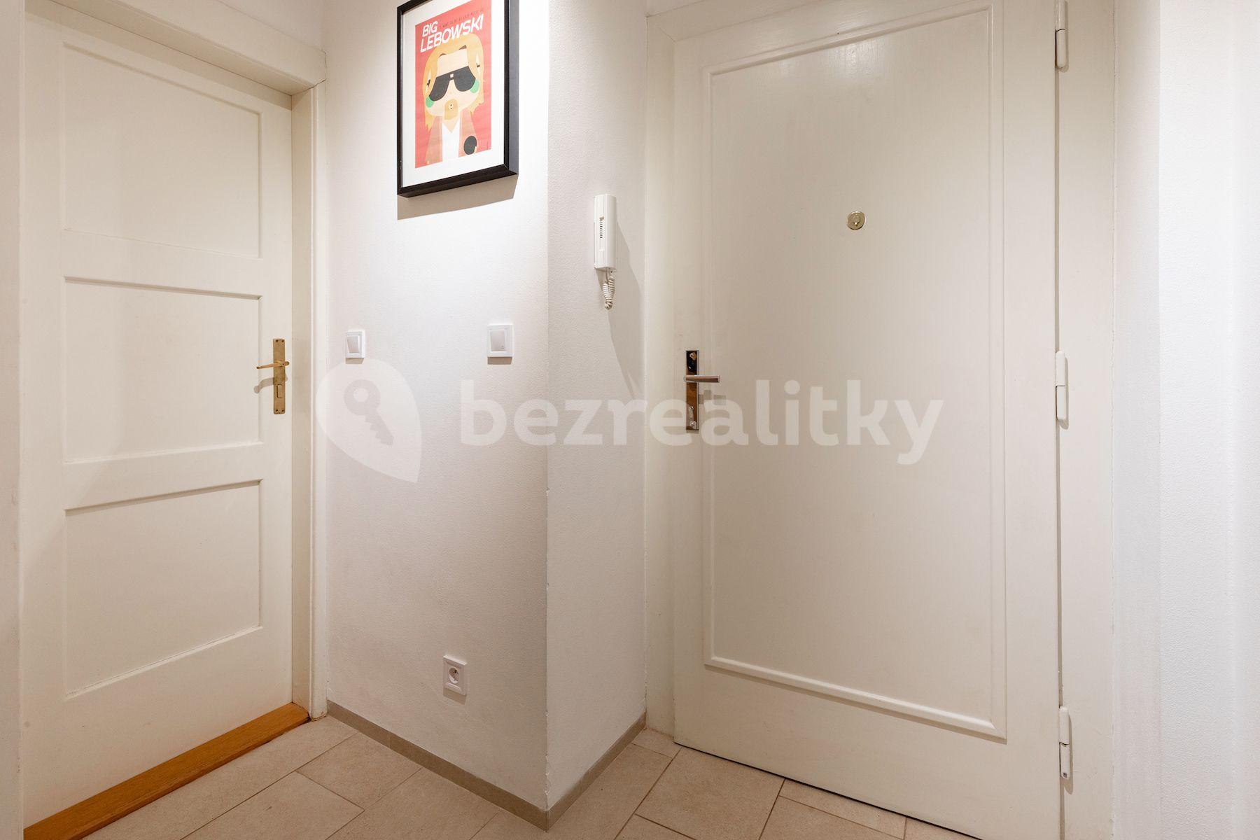 1 bedroom with open-plan kitchen flat for sale, 57 m², Hájkova, Prague, Prague