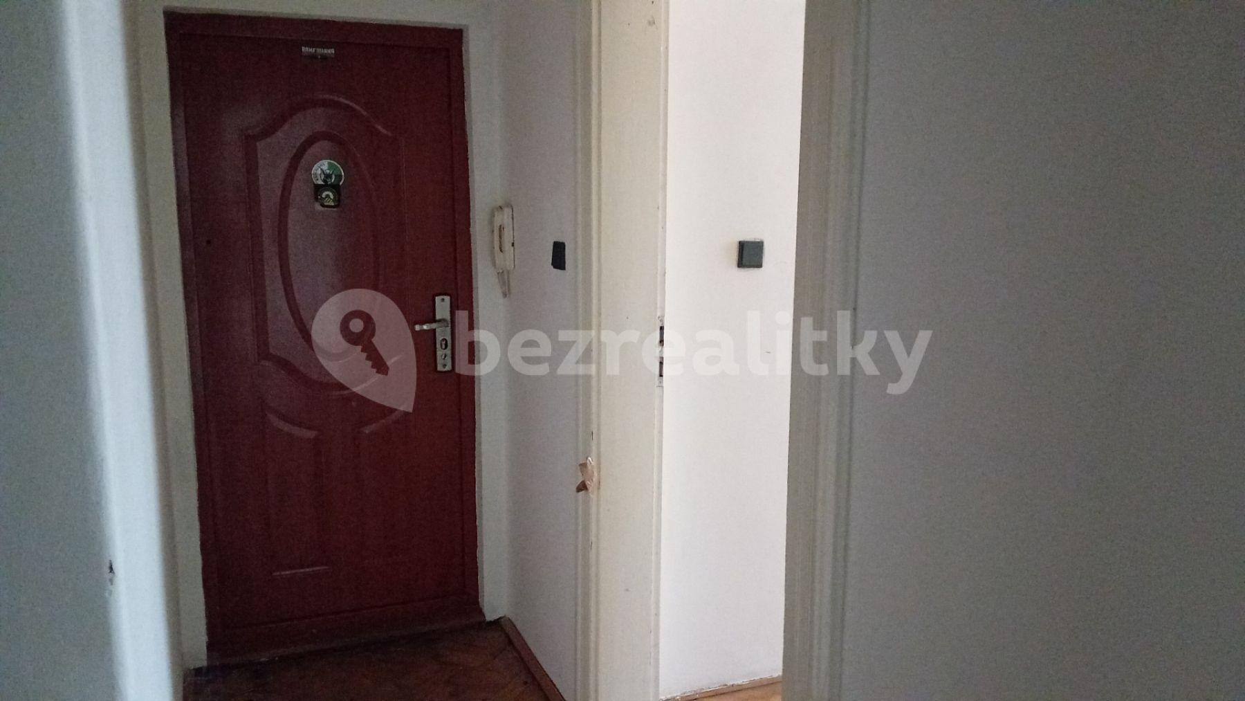 non-residential property to rent, 41 m², Radhošťská, Prague, Prague