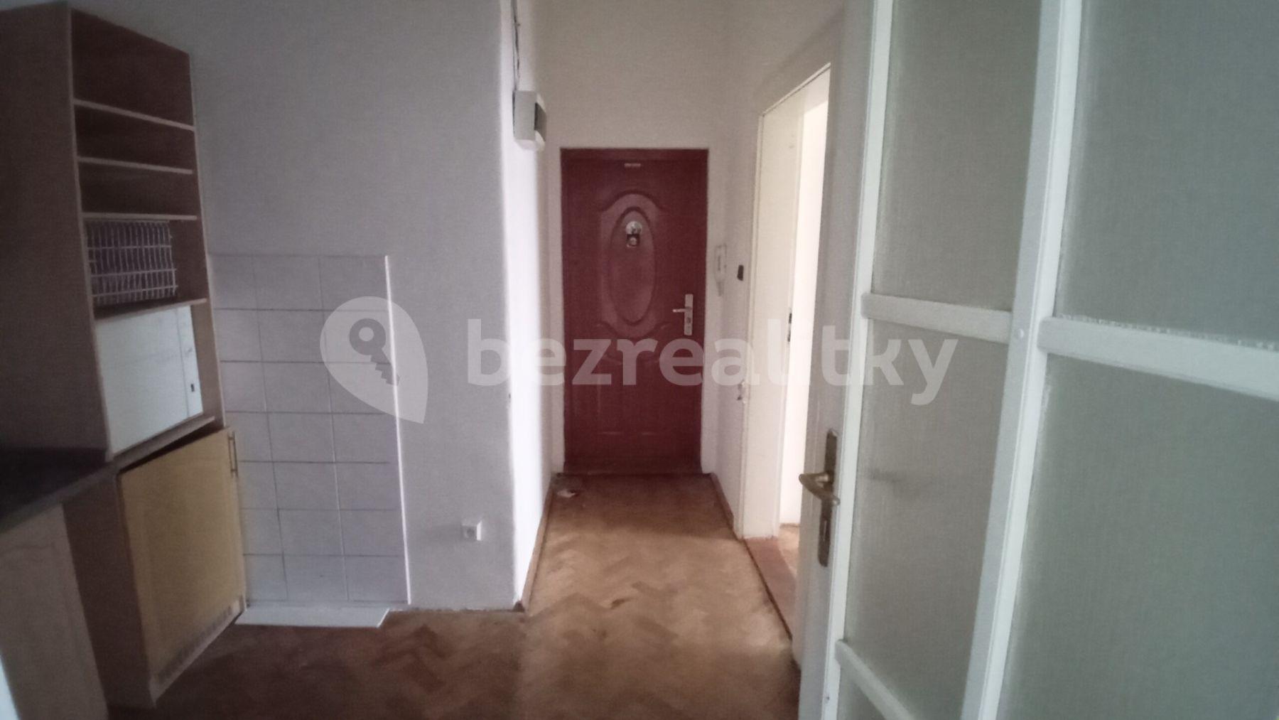 non-residential property to rent, 41 m², Radhošťská, Prague, Prague