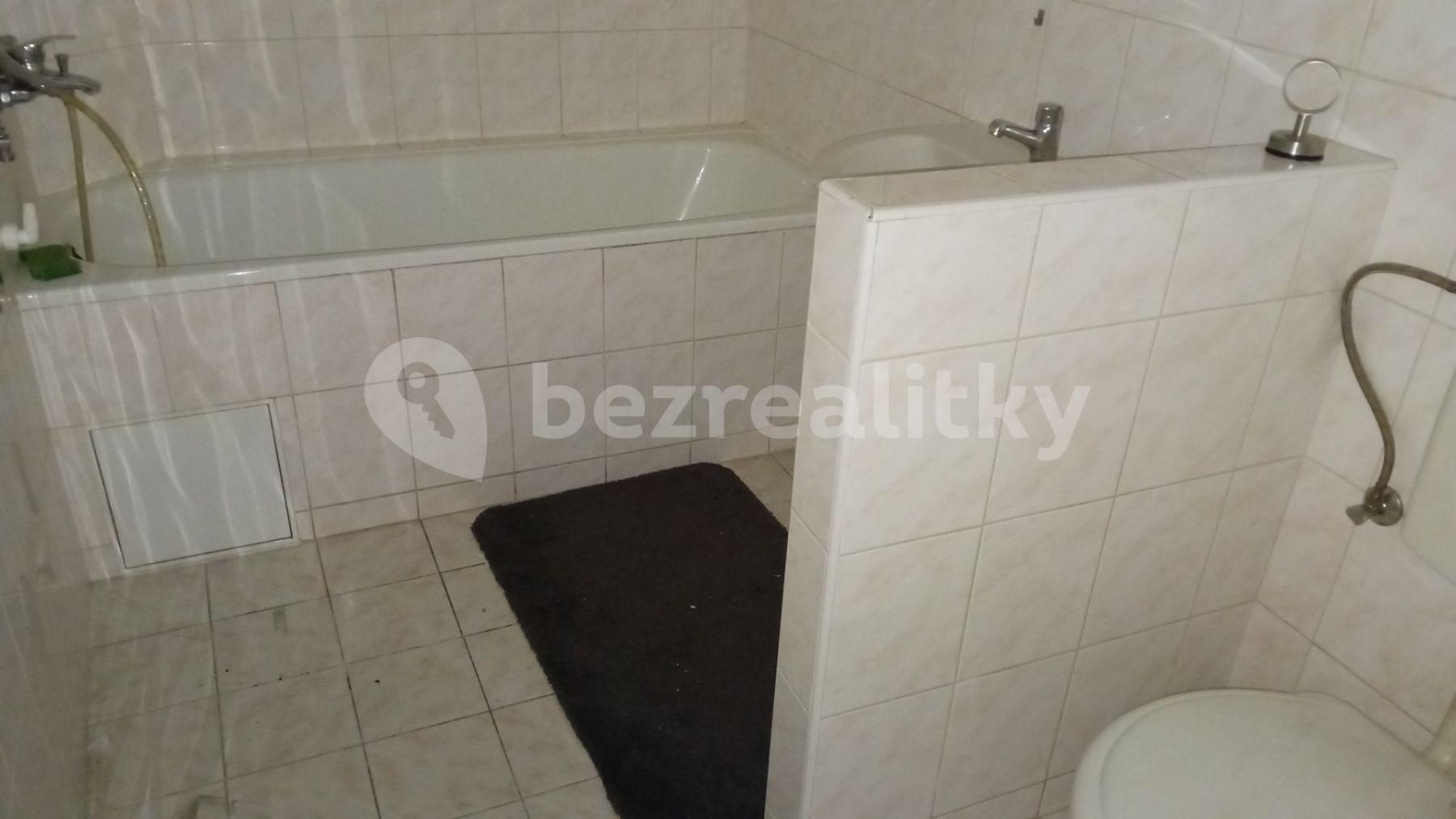 non-residential property to rent, 41 m², Radhošťská, Prague, Prague