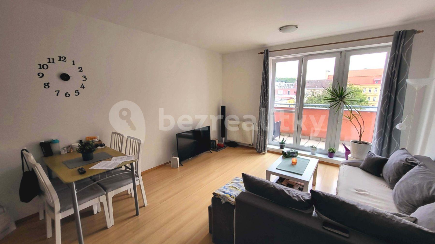 1 bedroom with open-plan kitchen flat to rent, 57 m², Plzeňská, Prague, Prague