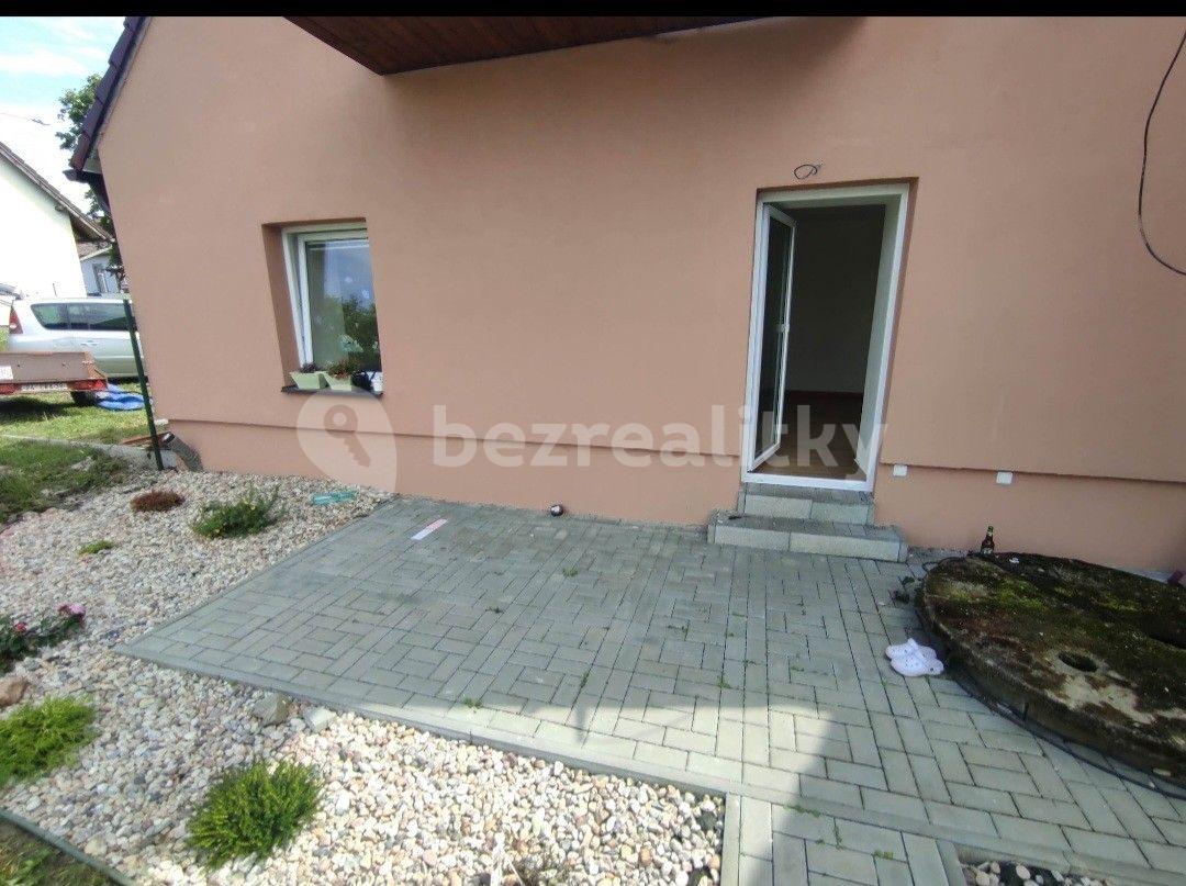 1 bedroom with open-plan kitchen flat to rent, 40 m², Chrudimská, Seč, Pardubický Region