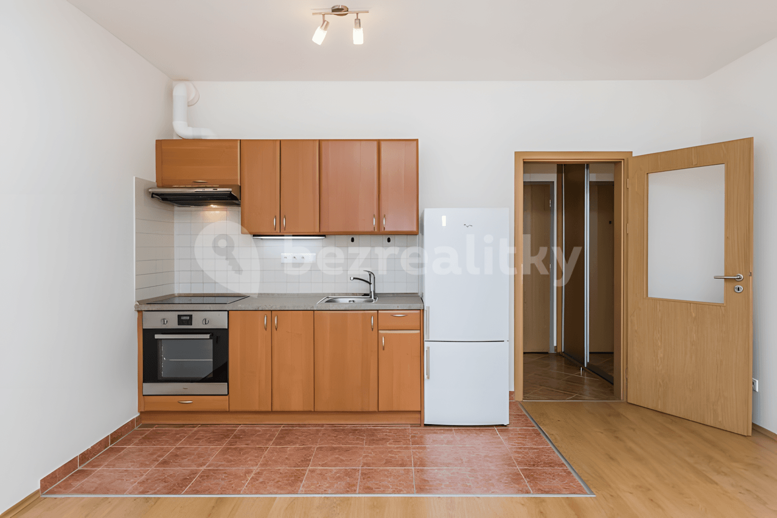 Studio flat for sale, 28 m², Švihovská, Prague, Prague