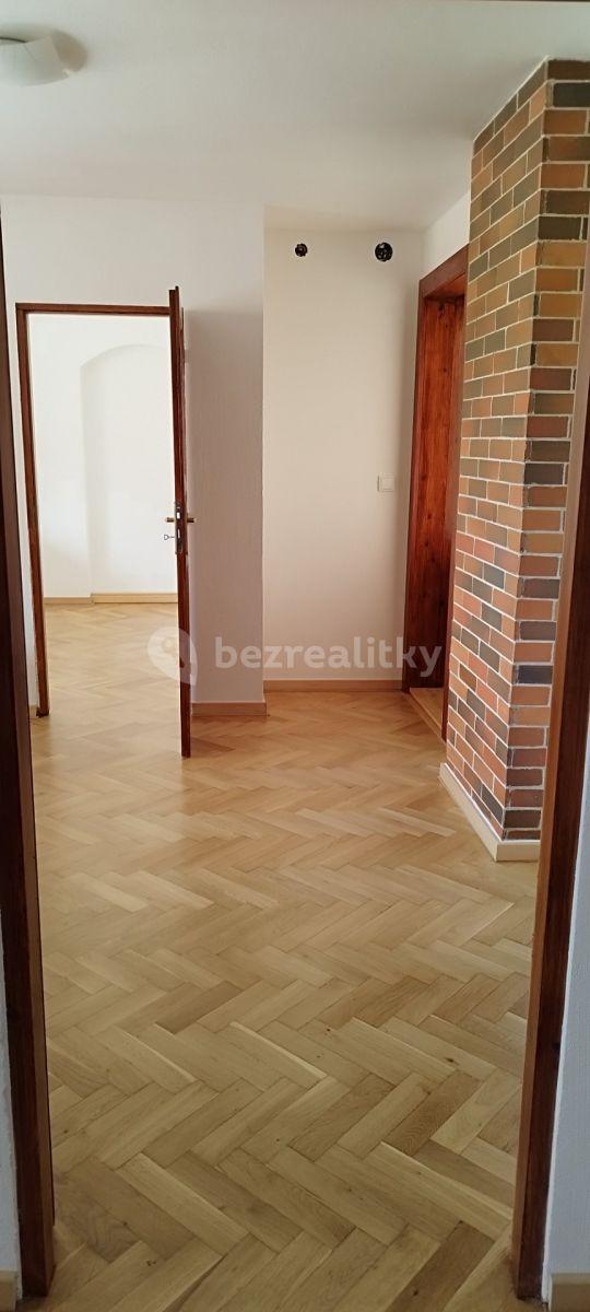 4 bedroom flat to rent, 110 m², Na Liškově, Křenovice, Jihomoravský Region