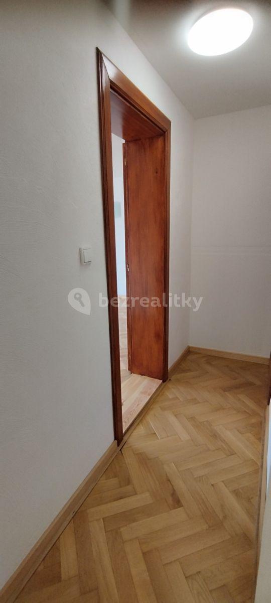 4 bedroom flat to rent, 110 m², Na Liškově, Křenovice, Jihomoravský Region