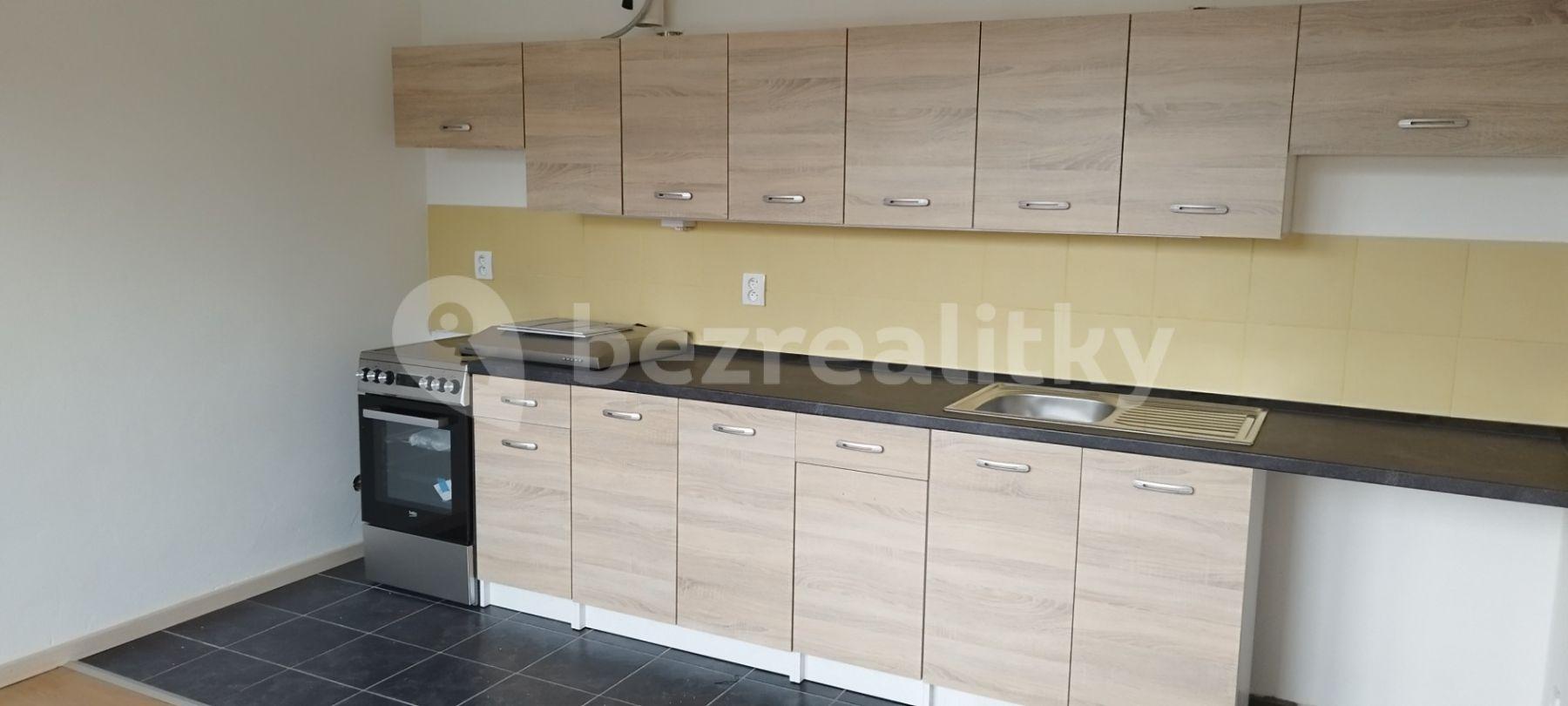 4 bedroom flat to rent, 110 m², Na Liškově, Křenovice, Jihomoravský Region