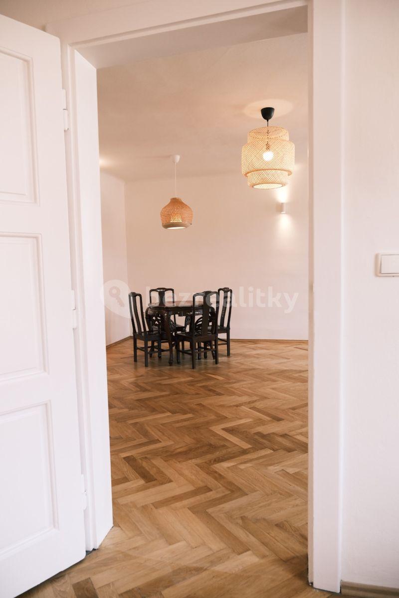 3 bedroom flat for sale, 101 m², Jiráskova, Břeclav, Jihomoravský Region