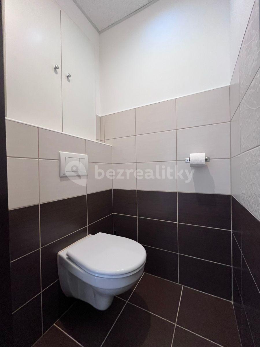 3 bedroom flat for sale, 66 m², Masarykova, Postoloprty, Ústecký Region