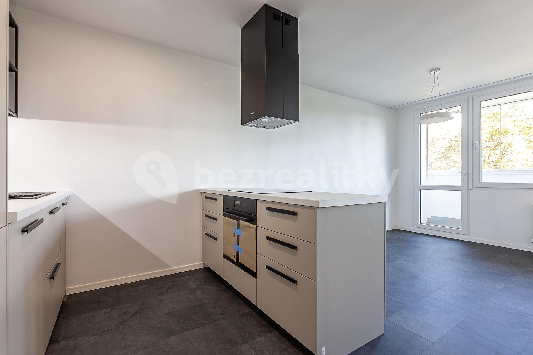 2 bedroom with open-plan kitchen flat for sale, 68 m², Jílovská, Prague, Prague