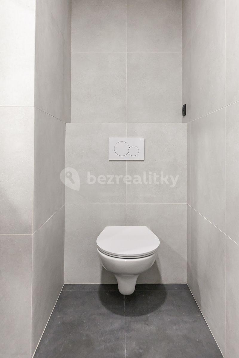 2 bedroom with open-plan kitchen flat for sale, 68 m², Jílovská, Prague, Prague