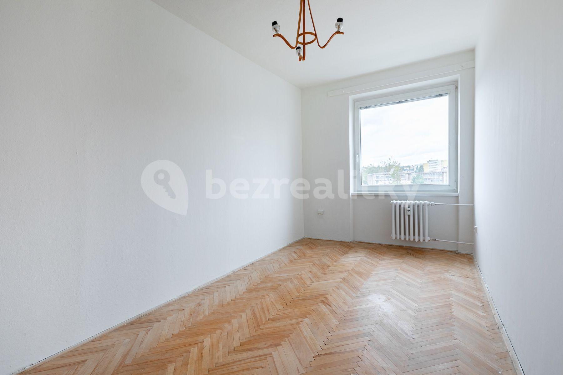 4 bedroom flat for sale, 81 m², Vlastina, Prague, Prague