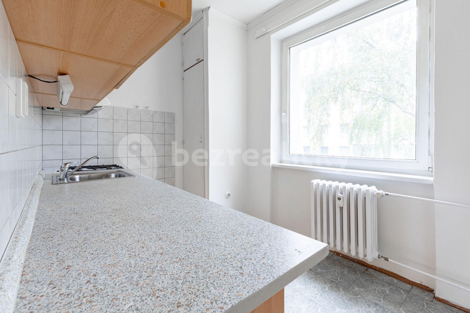 4 bedroom flat for sale, 81 m², Vlastina, Prague, Prague