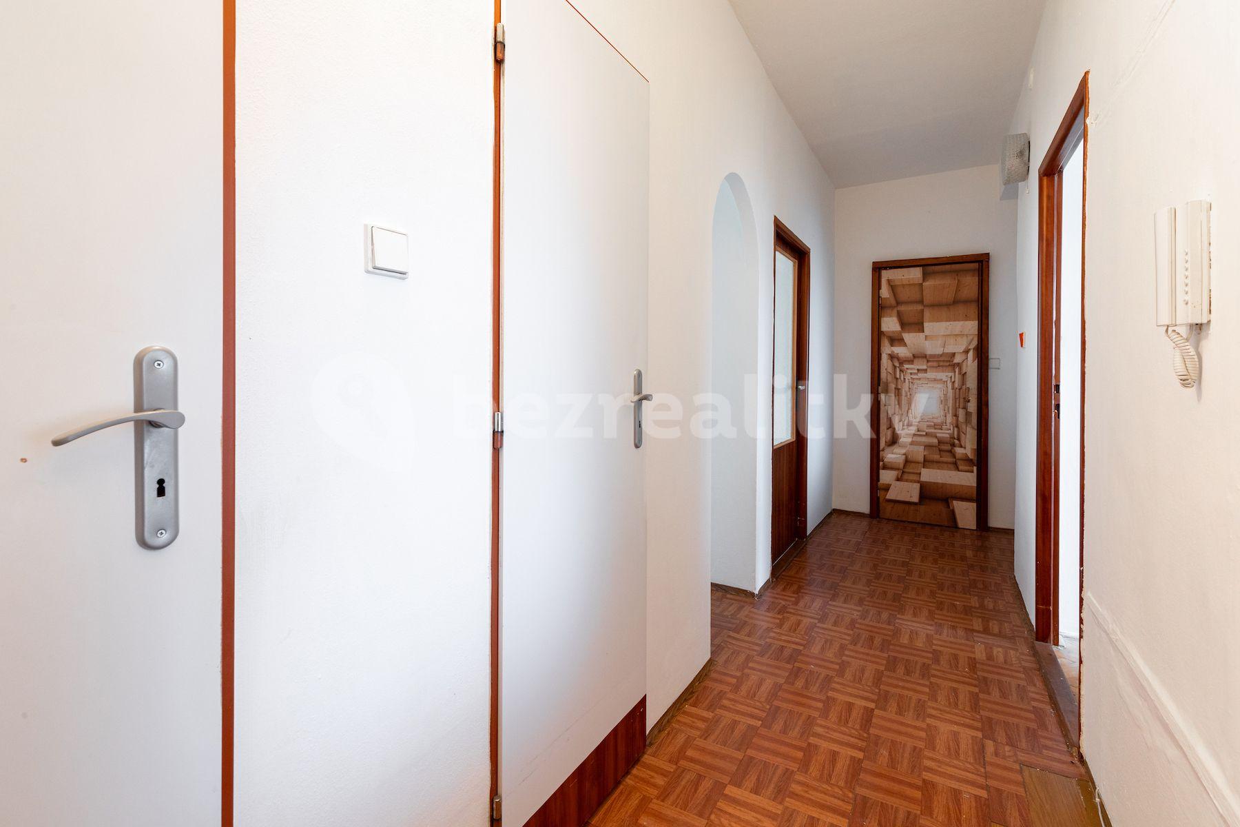 4 bedroom flat for sale, 81 m², Vlastina, Prague, Prague