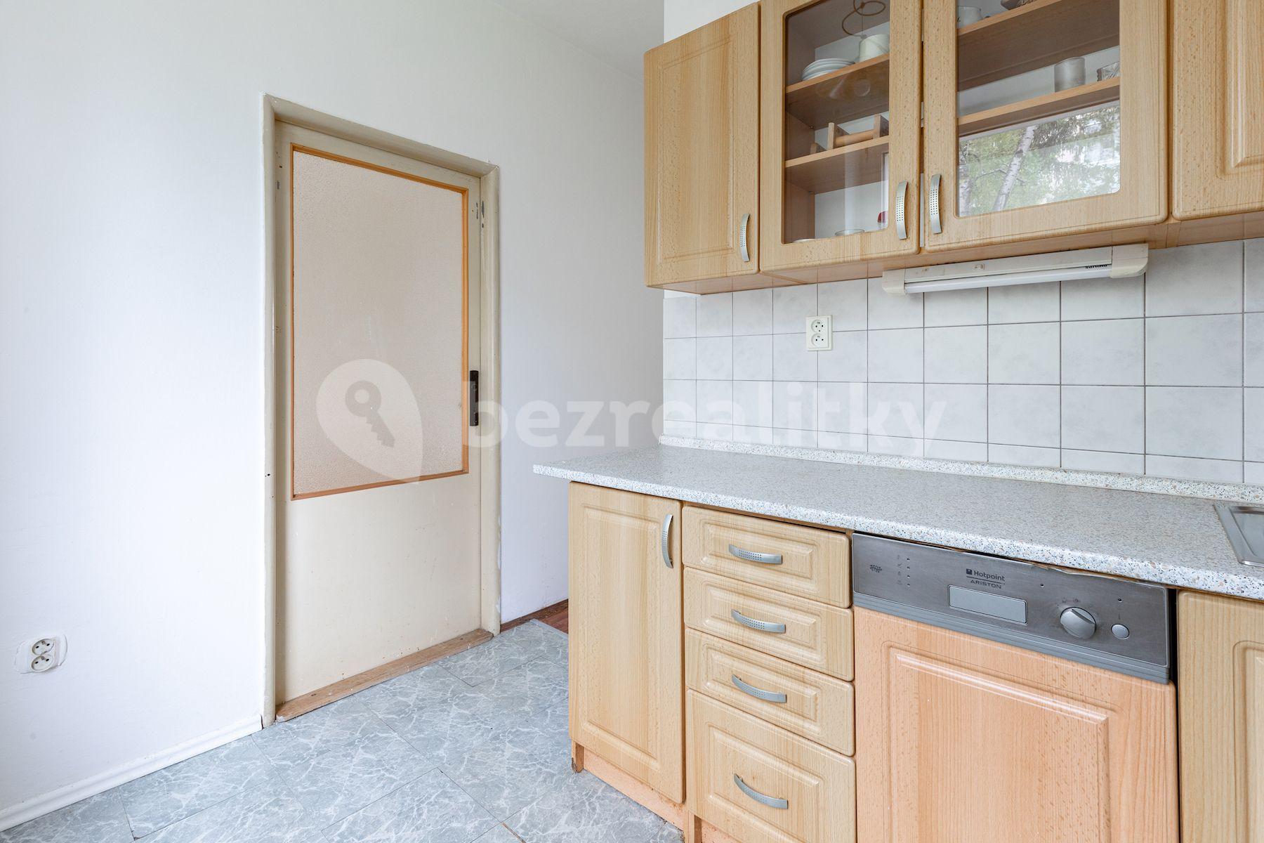 4 bedroom flat for sale, 81 m², Vlastina, Prague, Prague