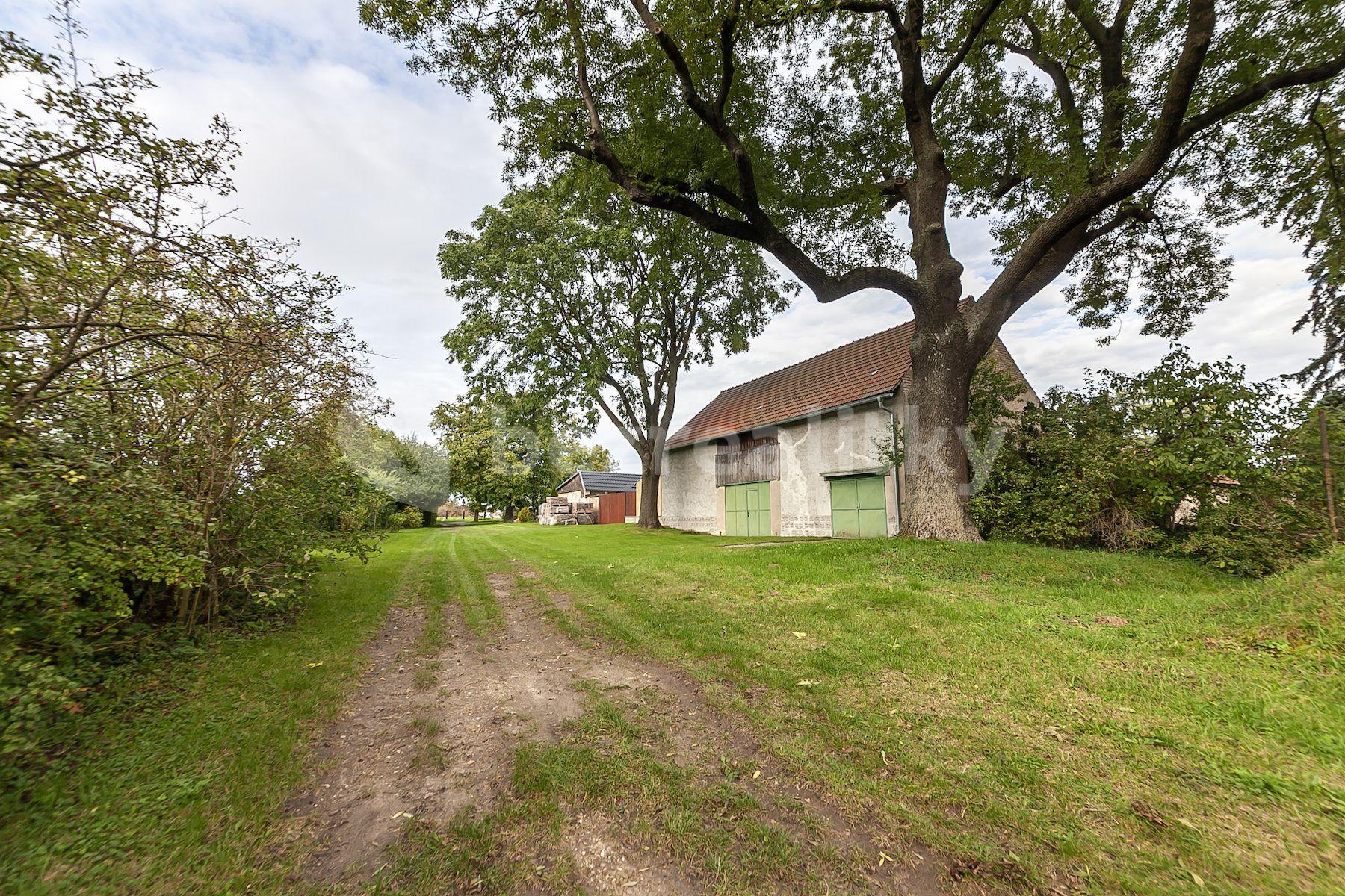 house for sale, 314 m², Jíkevská, Bobnice, Středočeský Region