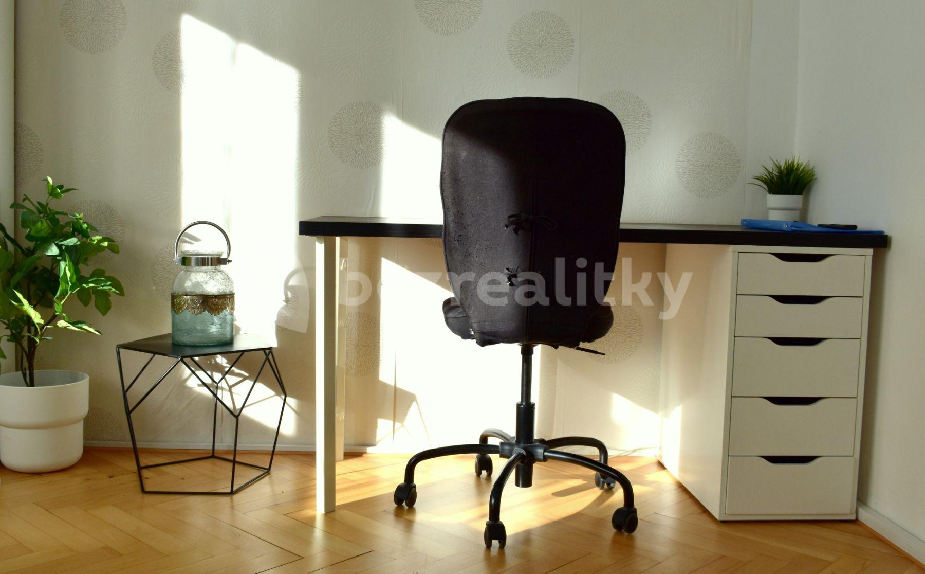 2 bedroom flat to rent, 54 m², Patočkova, Prague, Prague