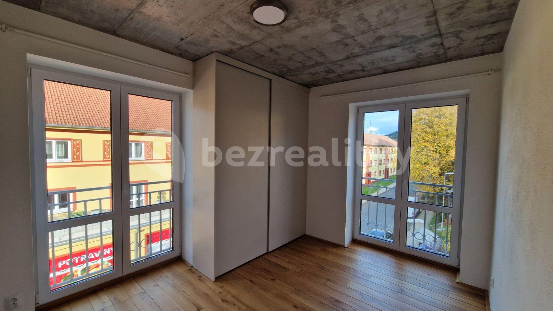 2 bedroom with open-plan kitchen flat to rent, 77 m², nám. Míru, Březová, Karlovarský Region