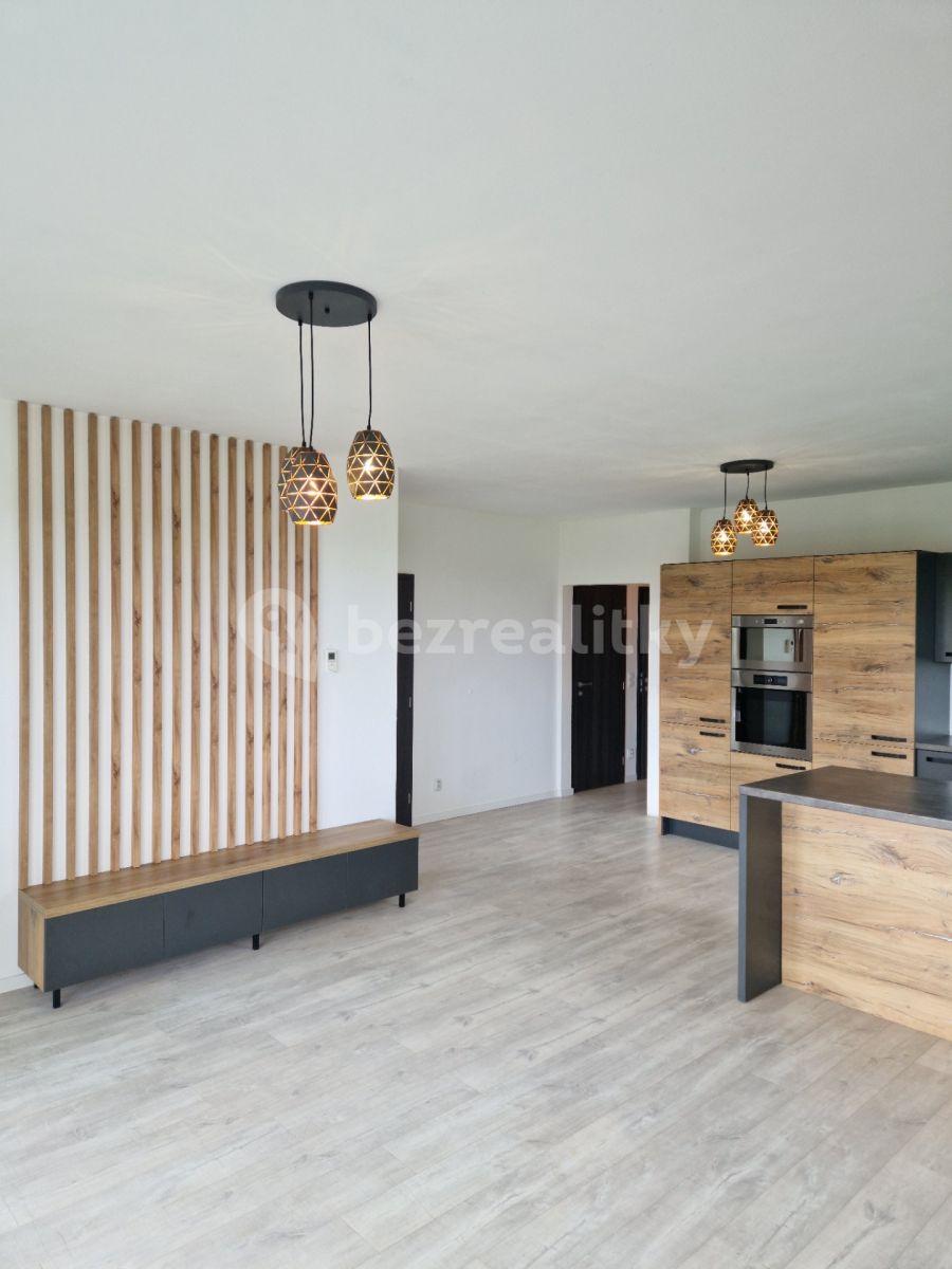 2 bedroom with open-plan kitchen flat for sale, 97 m², Topolová, Olomouc, Olomoucký Region