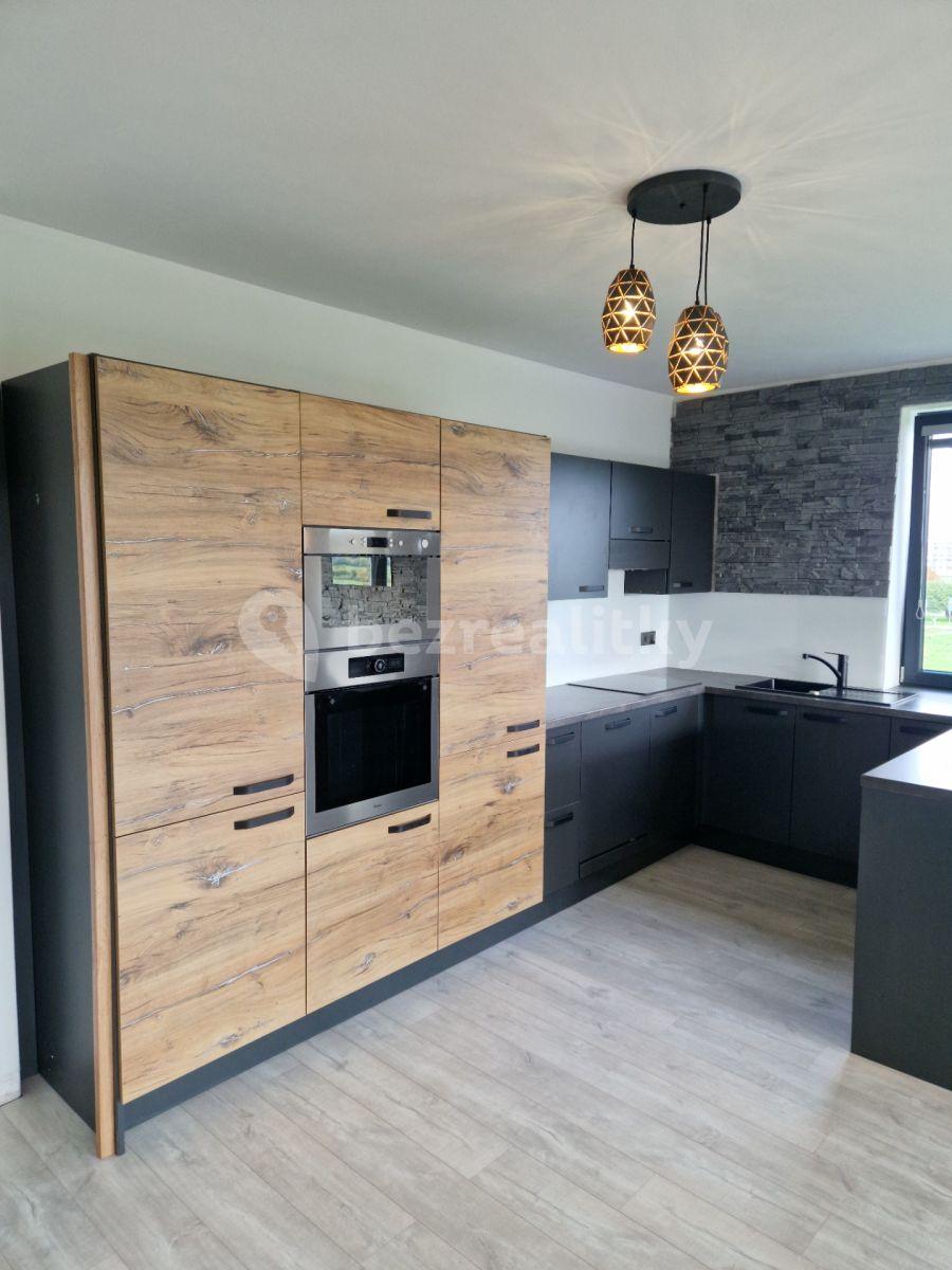 2 bedroom with open-plan kitchen flat for sale, 97 m², Topolová, Olomouc, Olomoucký Region