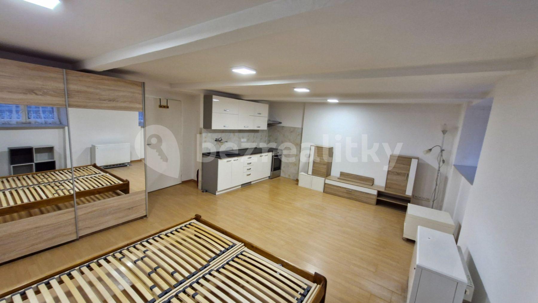 flat to rent, 37 m², Vrchlického, Prague, Prague