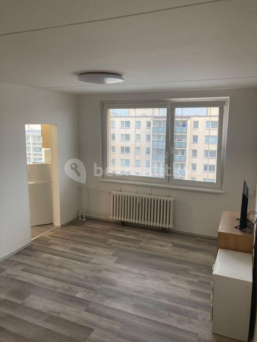 Studio flat to rent, 31 m², Brodského, Prague, Prague