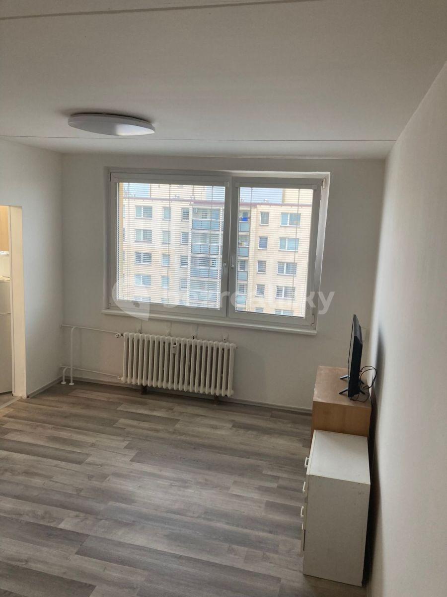 Studio flat to rent, 31 m², Brodského, Prague, Prague