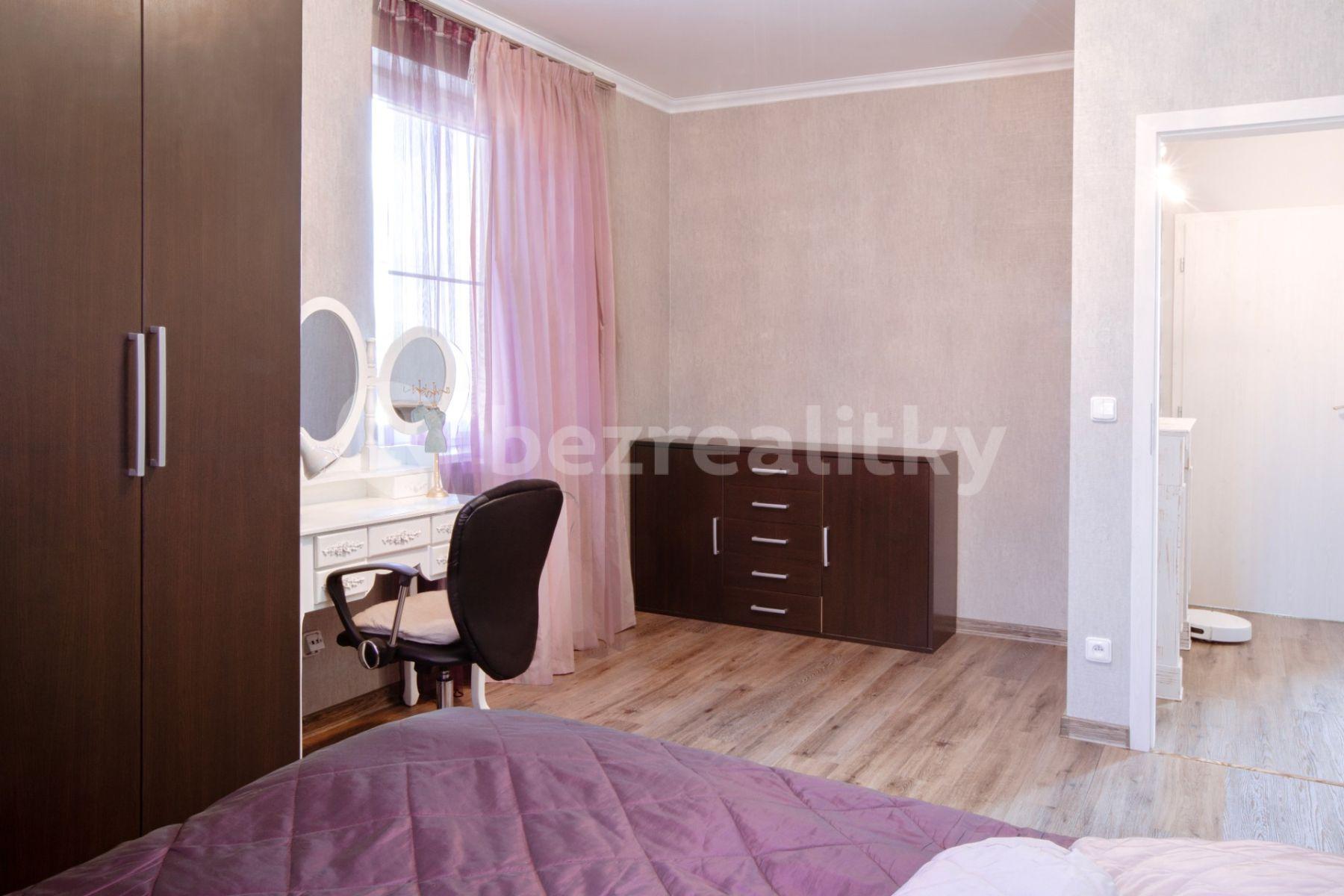 house to rent, 153 m², Lísková, Zlonín, Středočeský Region