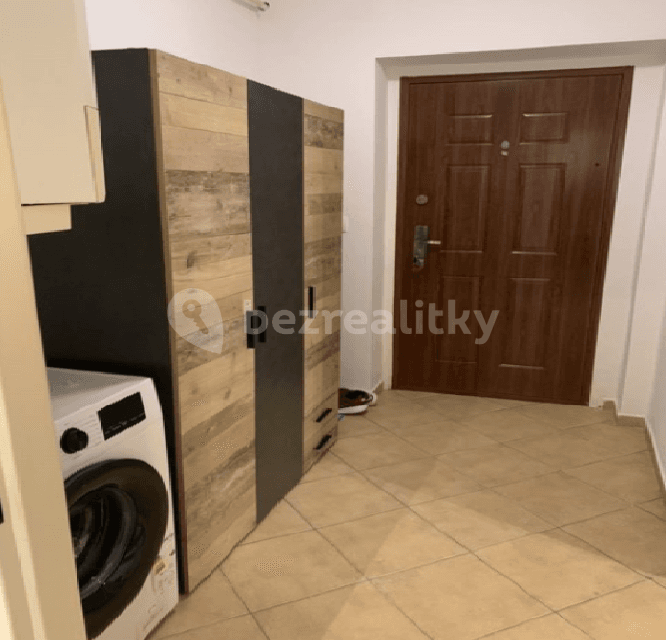 1 bedroom flat to rent, 38 m², Priemyselná, Dunajská Streda, Trnavský Region