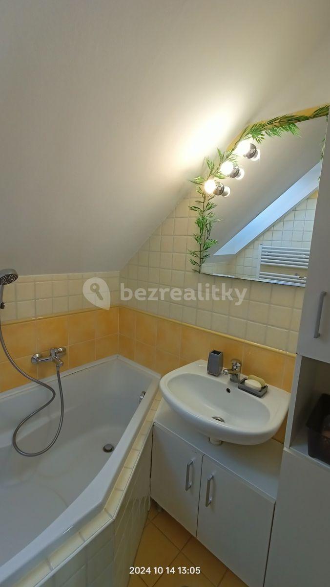 2 bedroom flat to rent, 54 m², Holubická, Pozořice, Jihomoravský Region