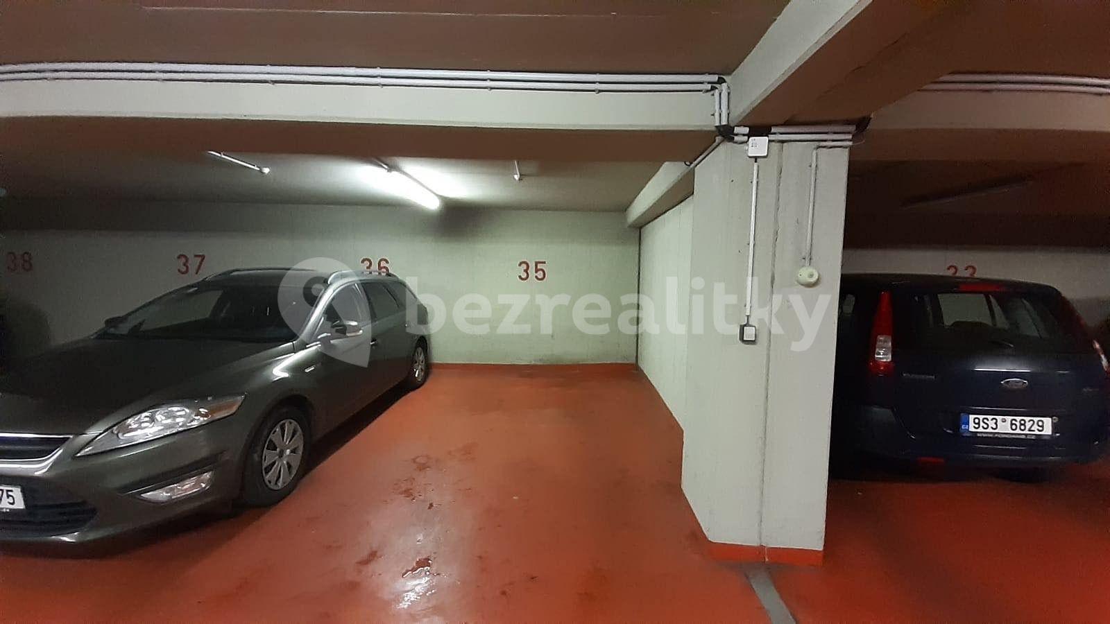 garage for sale, 12 m², Plzeňská, Prague, Prague